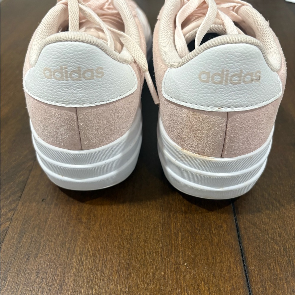 Adidas Women's Pink women’s size 6 - Picture 4 of 7
